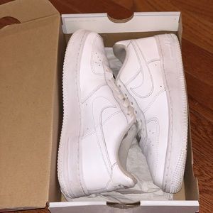 Nike all white low Air Force ones in the size 5Y